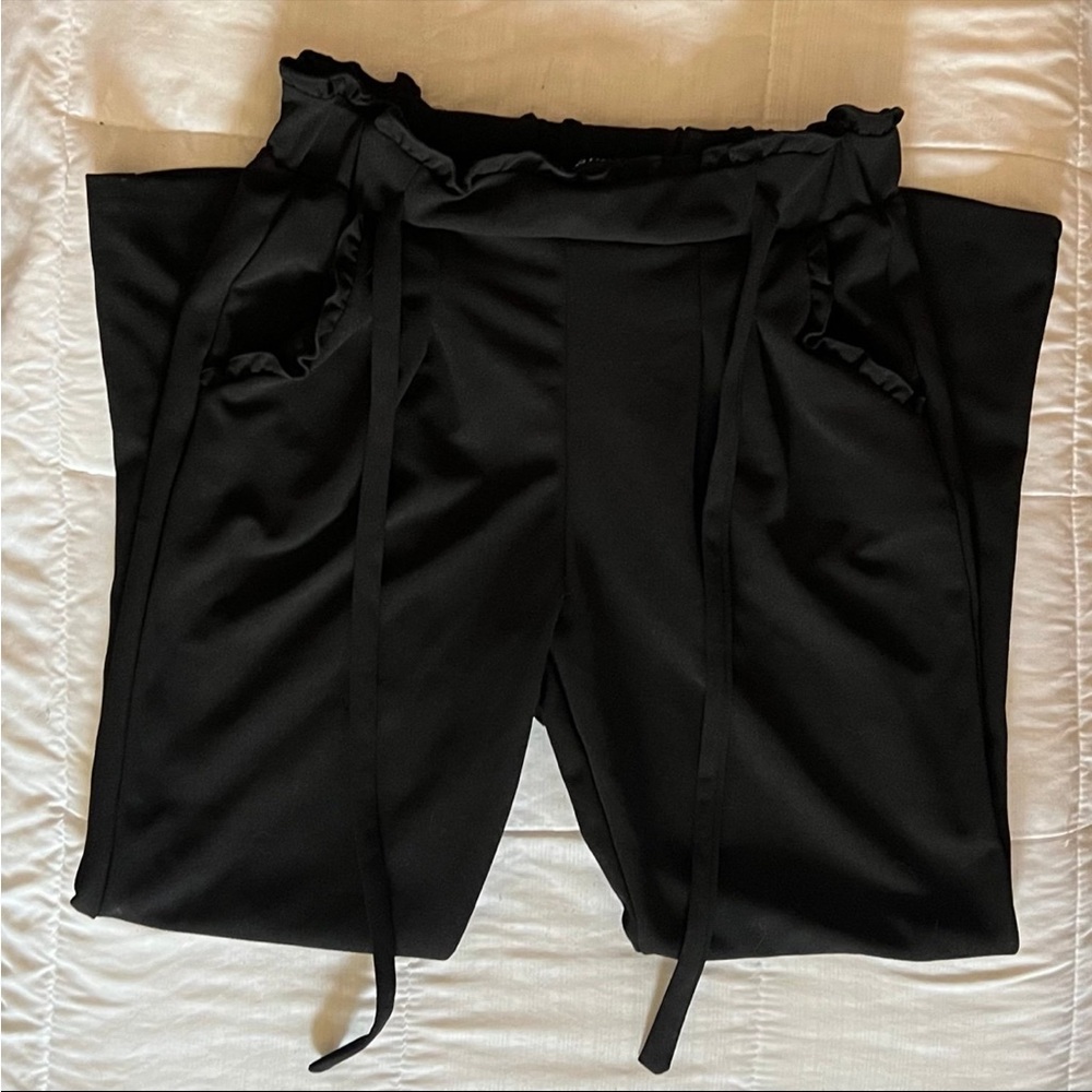 Black Scrunch Lettuce Waistband Dress Pants